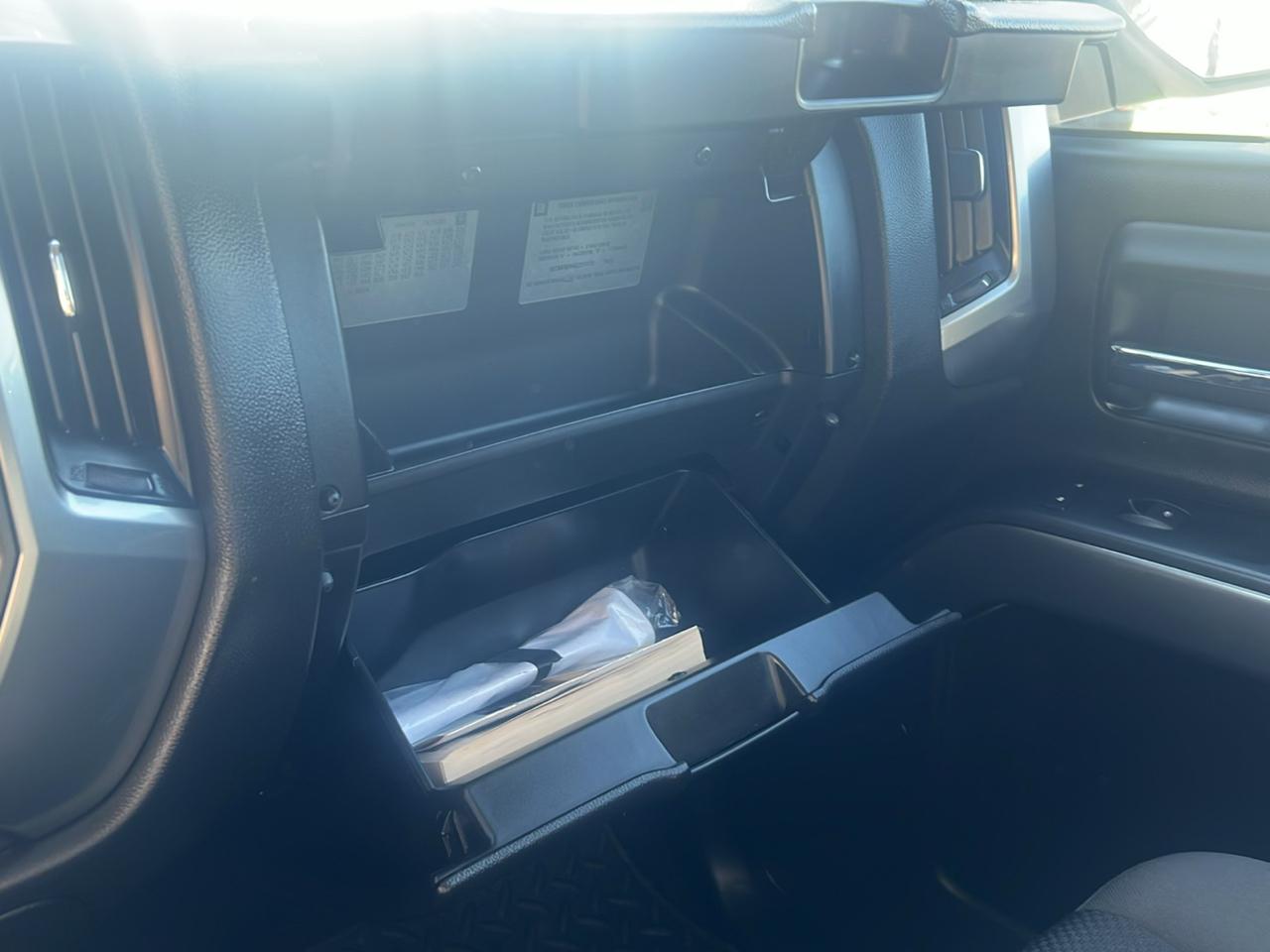Chevrolet Silverado photo 31