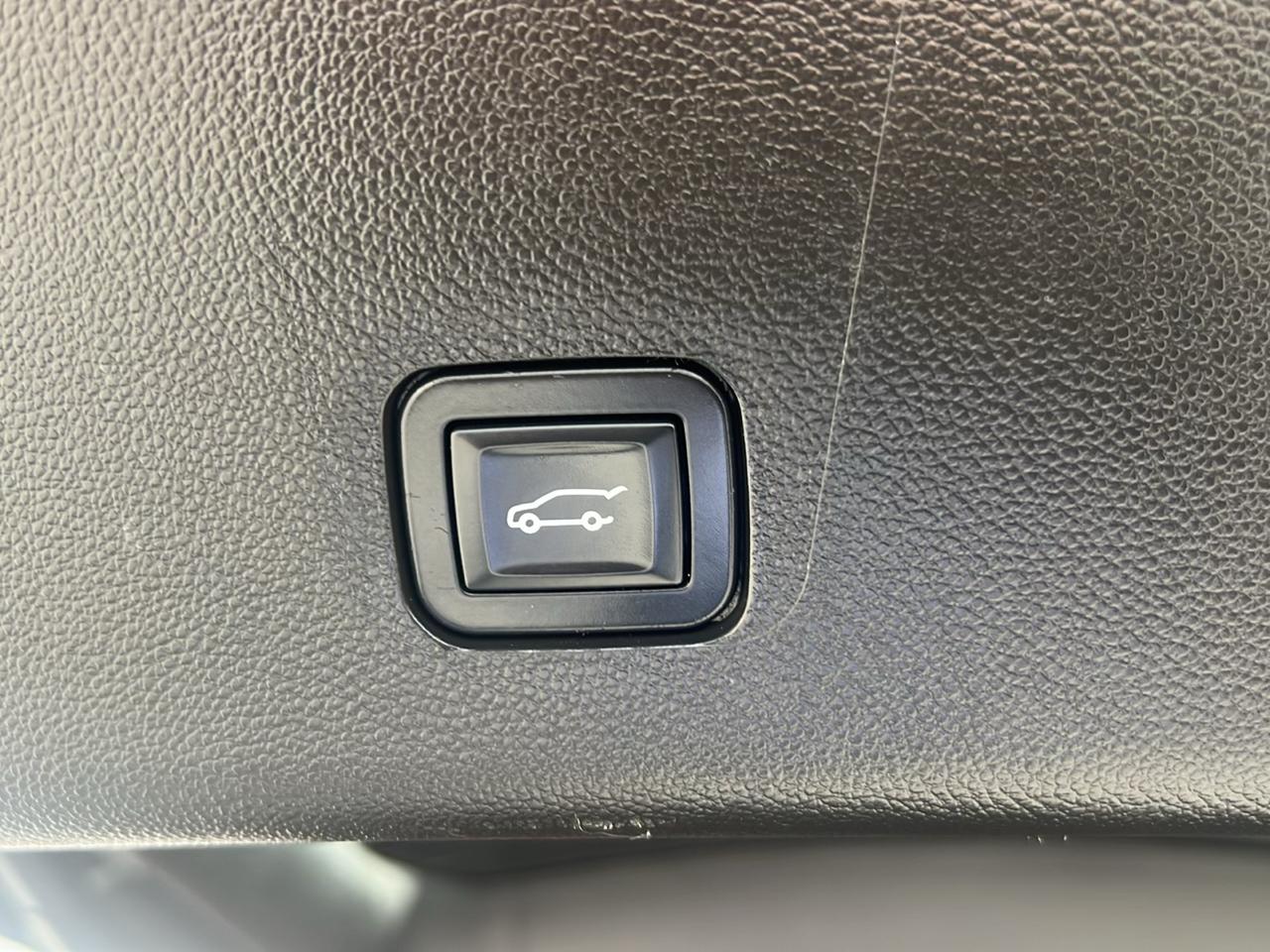 Chevrolet Traverse photo 14