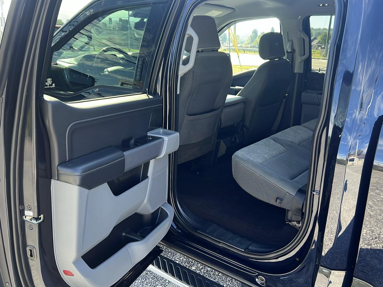 Ford F-150 photo 18