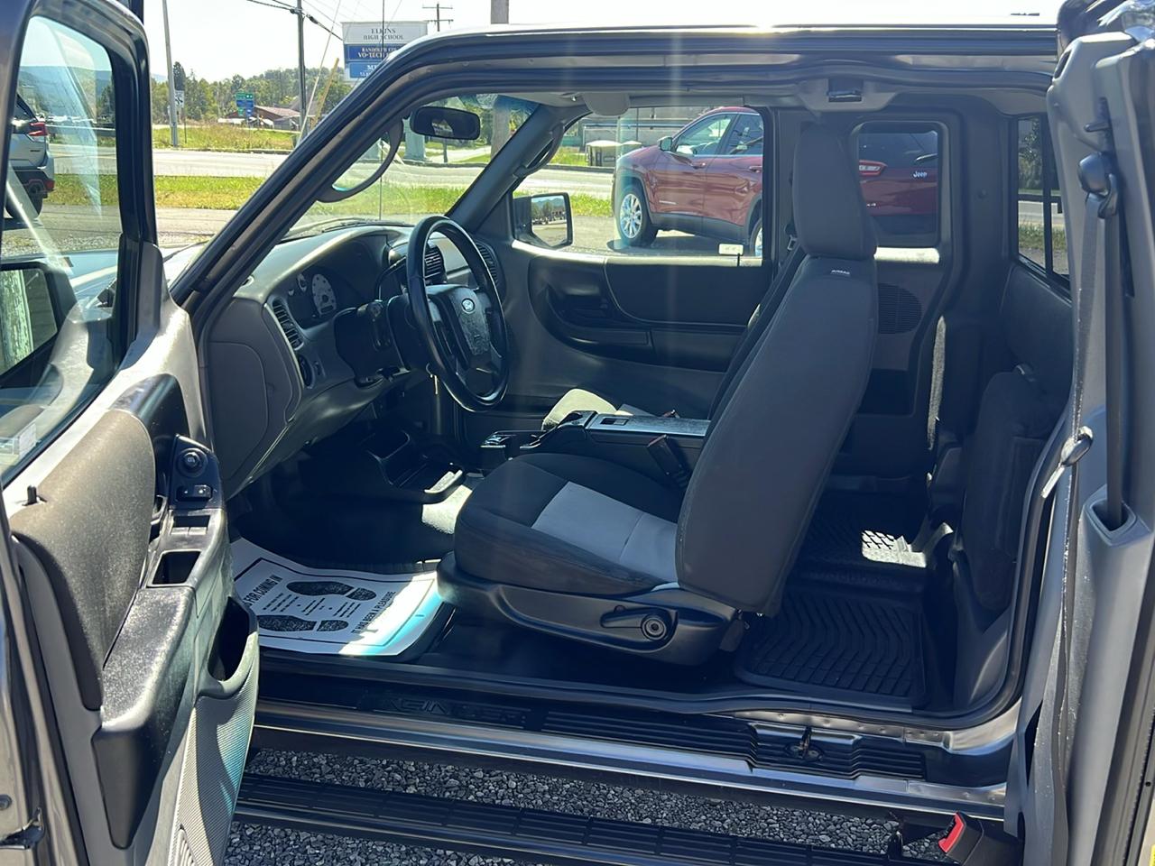 Ford Ranger 4WD 4dr SuperCab 126" Sport 2011
