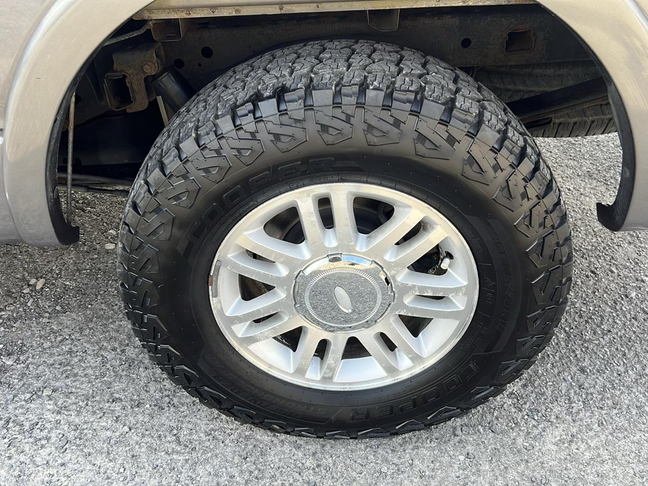 Ford F-150 4WD SuperCrew 145" King Ranch 2013