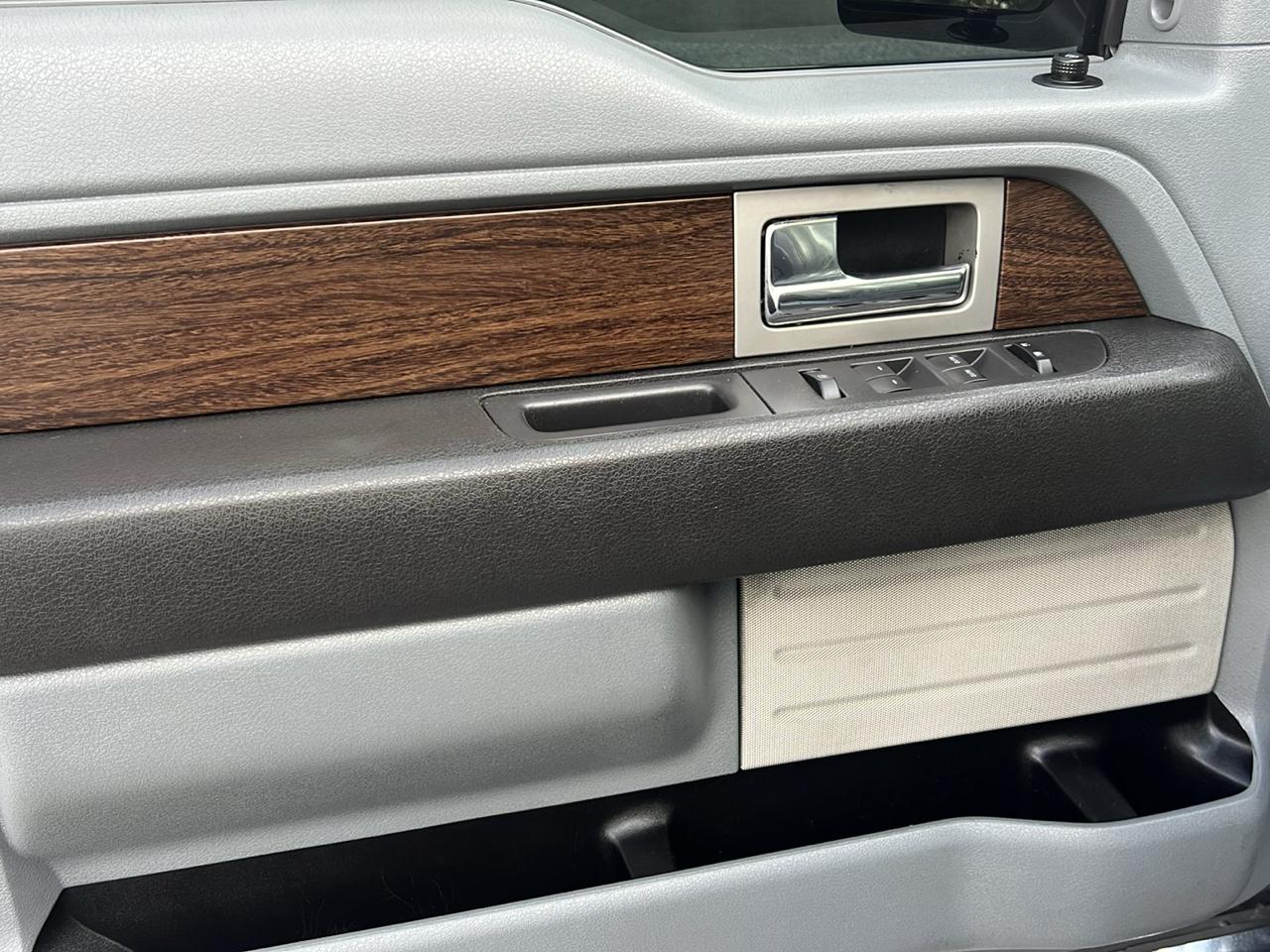 Ford F-150 4WD SuperCrew 145" King Ranch 2013
