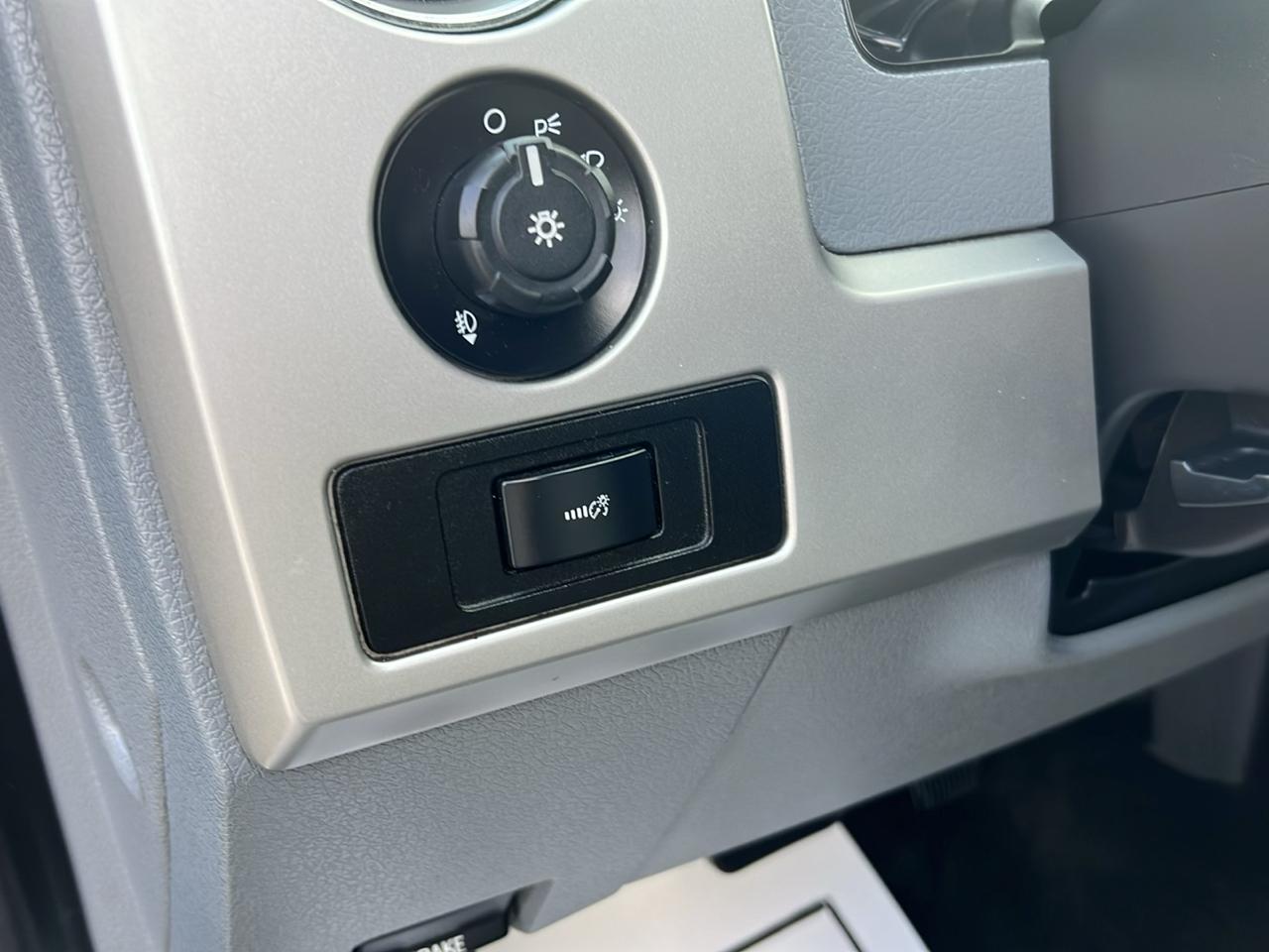 Ford F-150 4WD SuperCrew 145" King Ranch 2013
