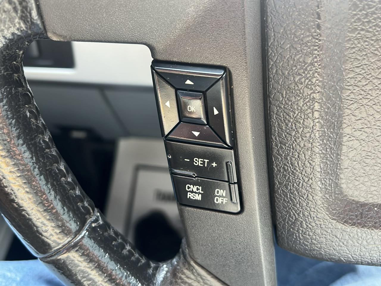 Ford F-150 4WD SuperCrew 145" King Ranch 2013
