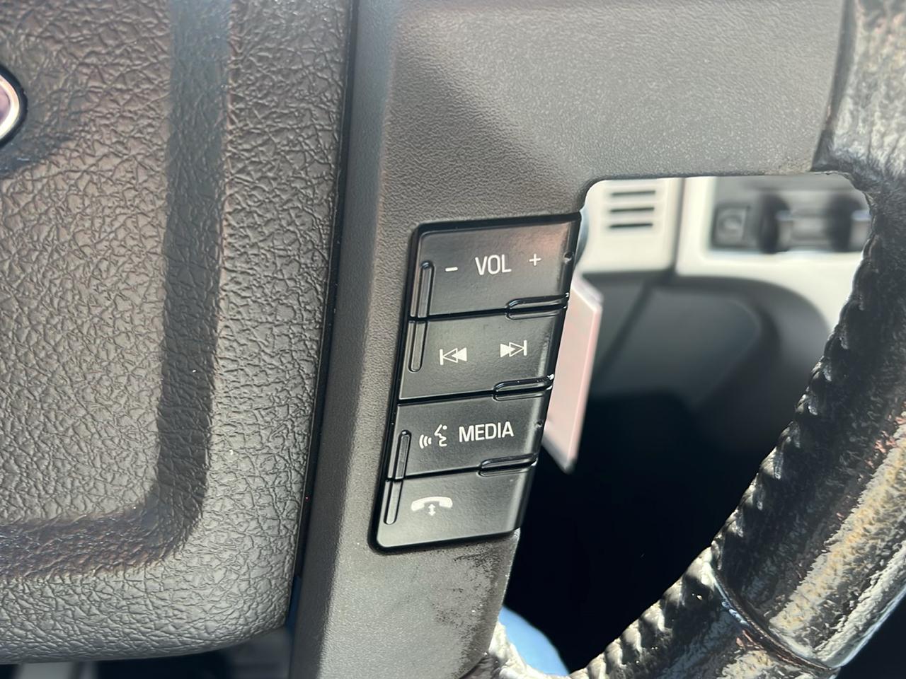 Ford F-150 4WD SuperCrew 145" King Ranch 2013