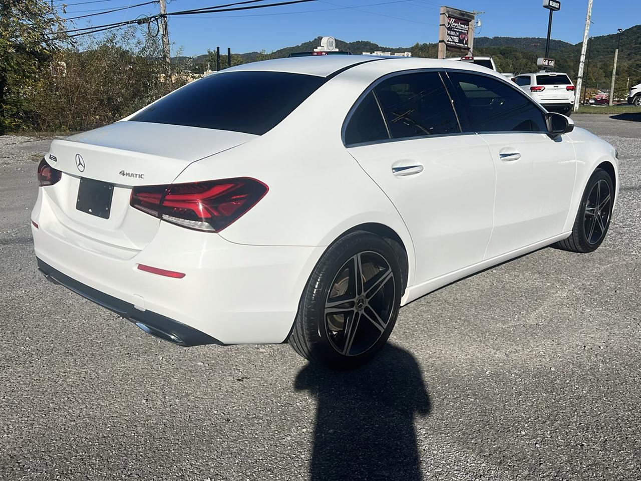 Mercedes-Benz A-Class photo 3