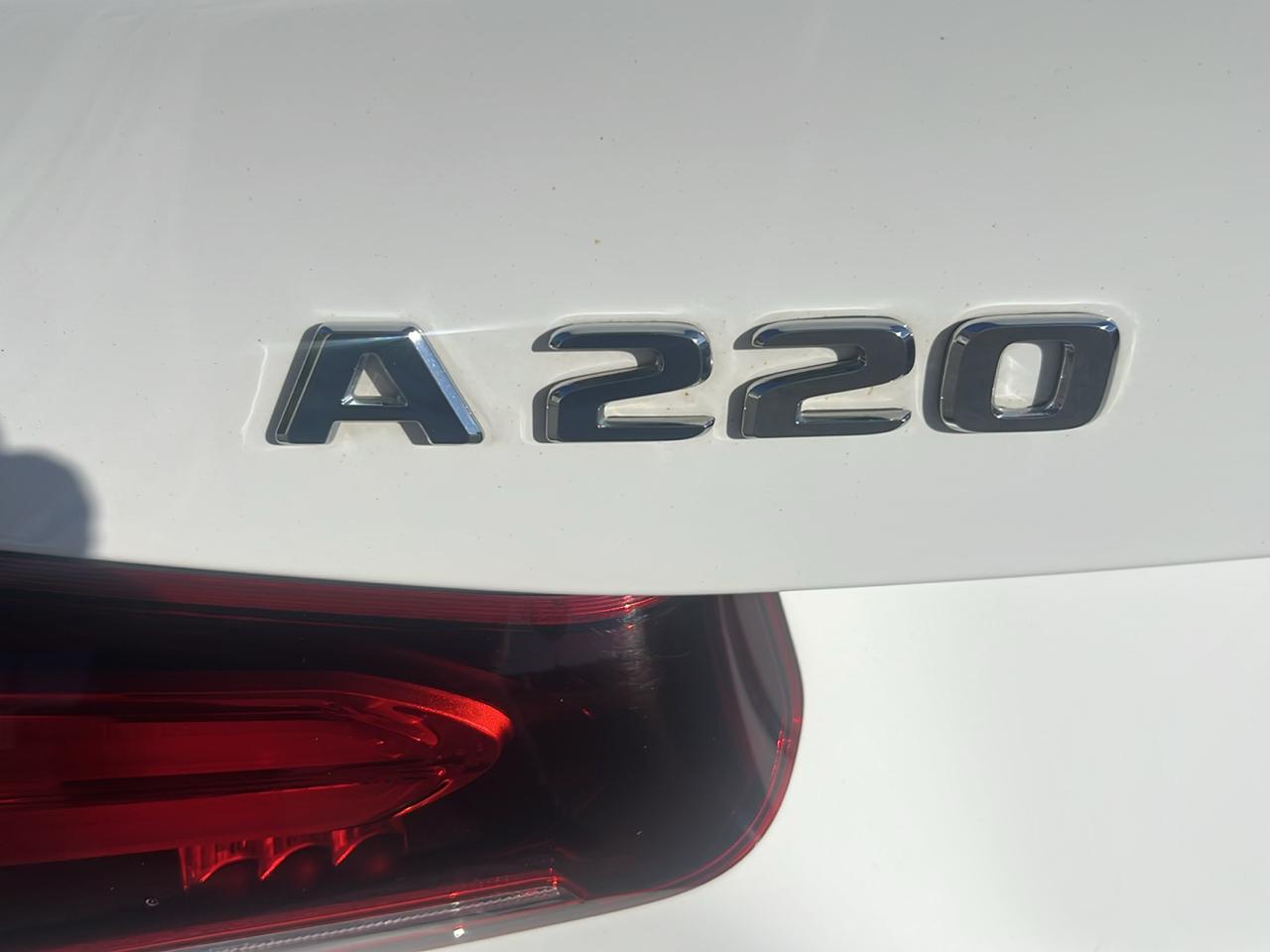 Mercedes-Benz A-Class photo 12