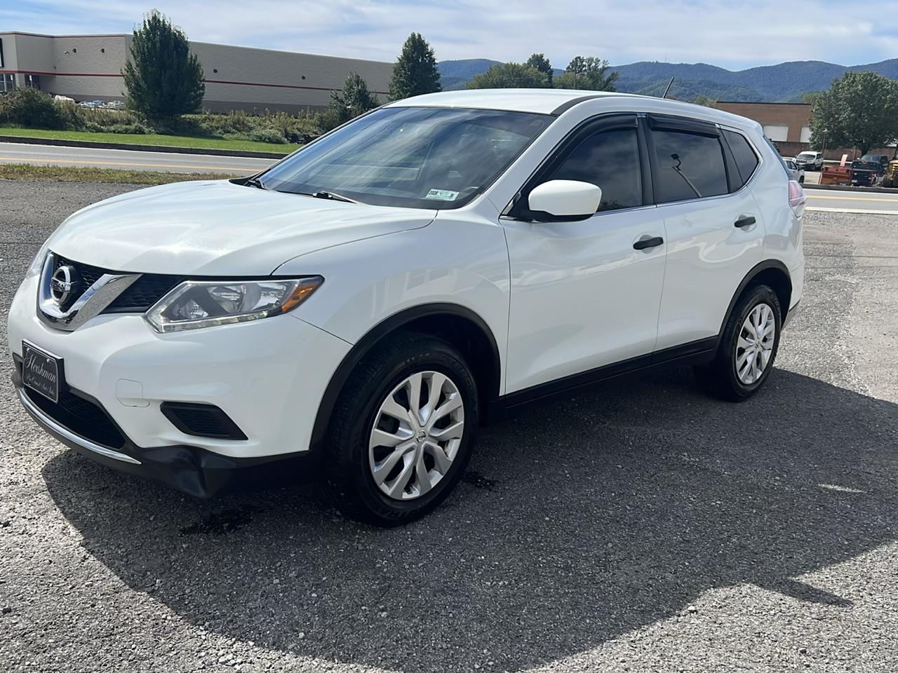 Nissan Rogue AWD 4dr SV 2016