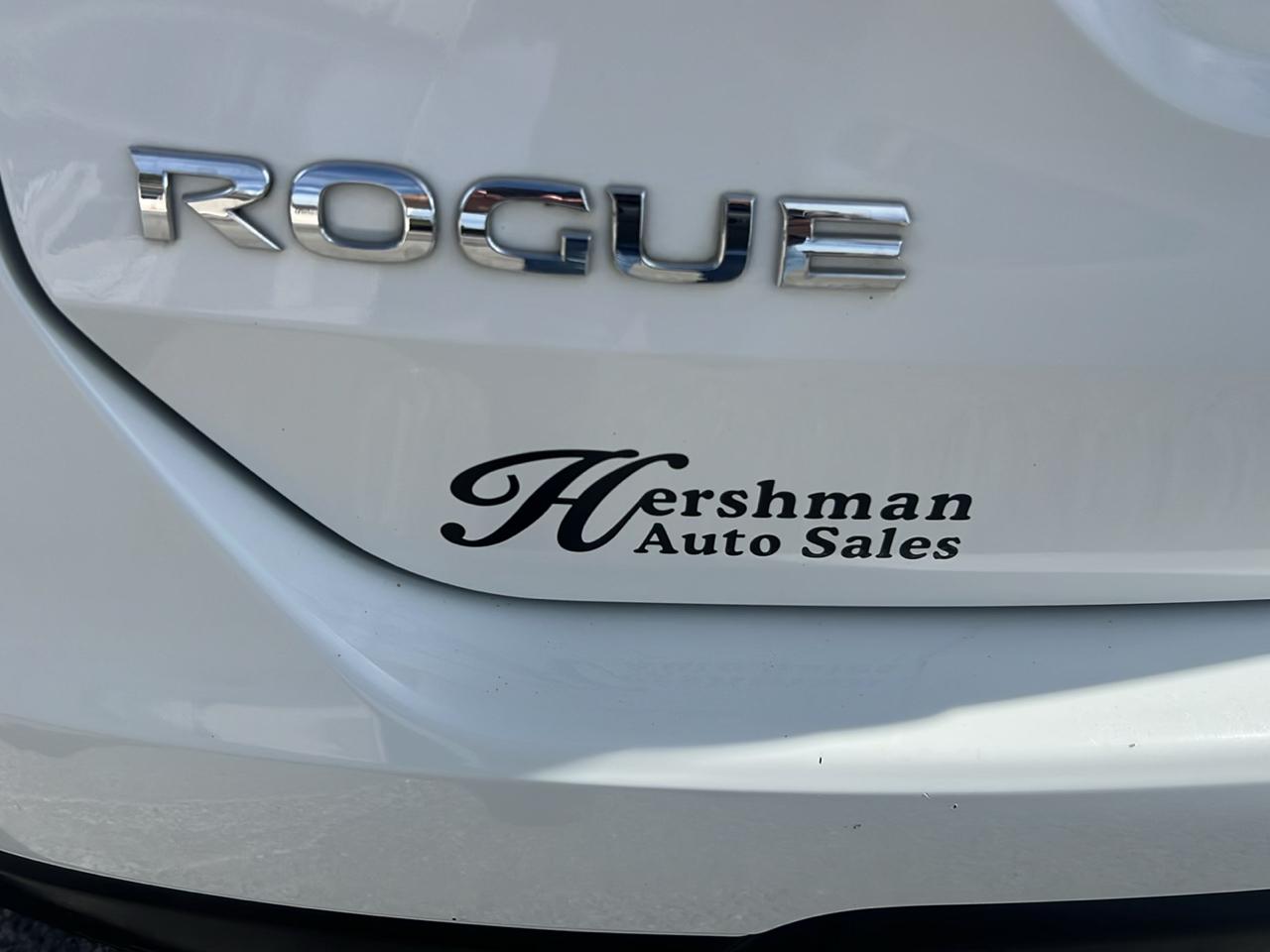 Nissan Rogue AWD 4dr SV 2016
