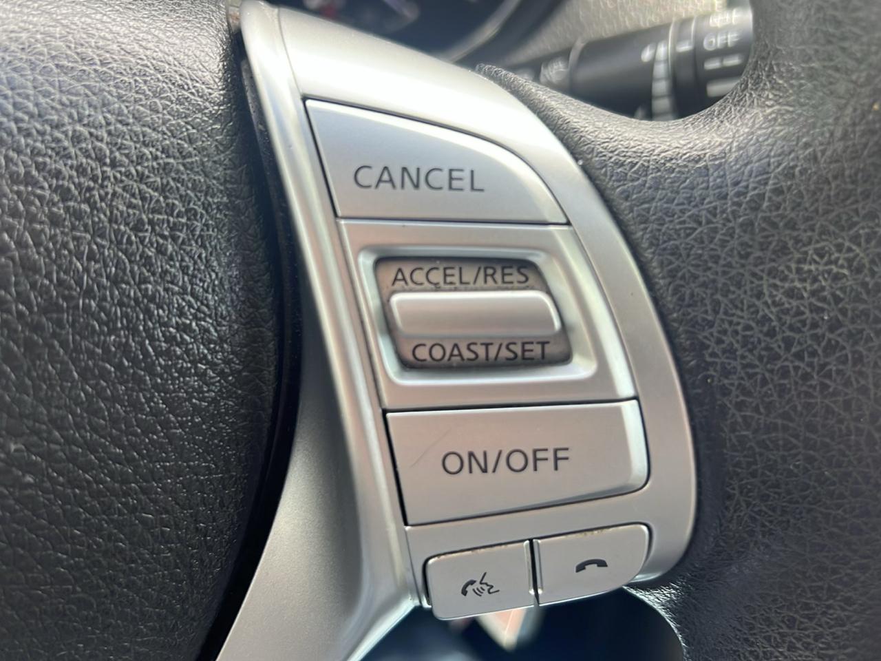 Nissan Rogue AWD 4dr SV 2016