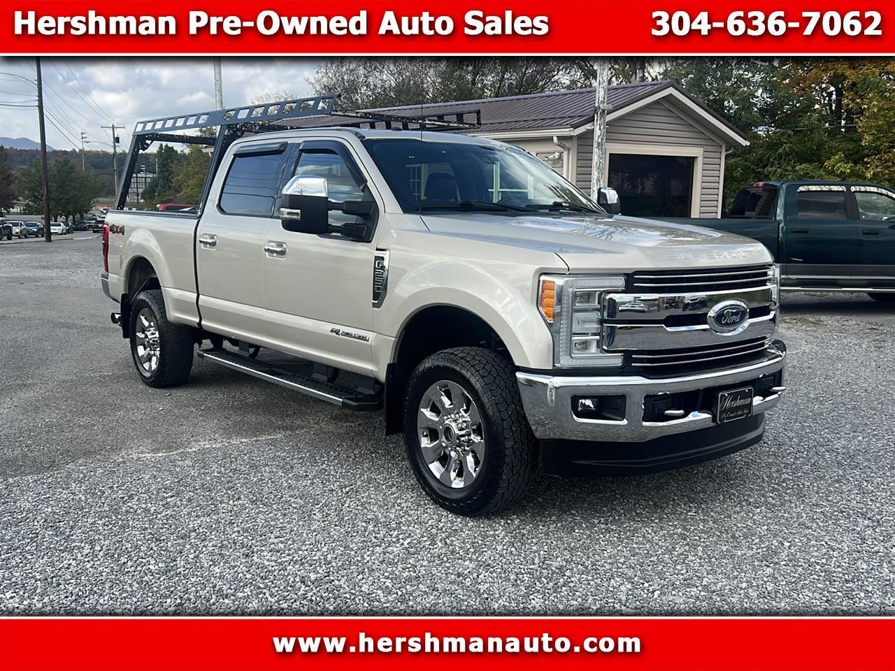 2017 Ford Super Duty F-250 SRW 4WD Crew Cab 156" Lariat