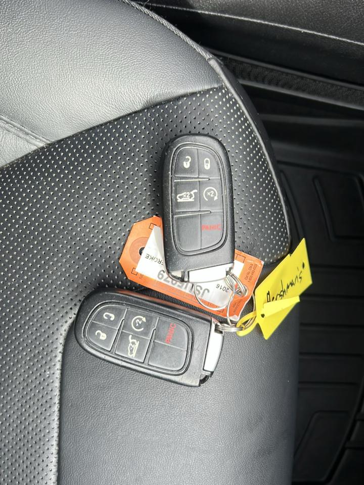 Jeep Cherokee 4WD 4dr Overland 2016