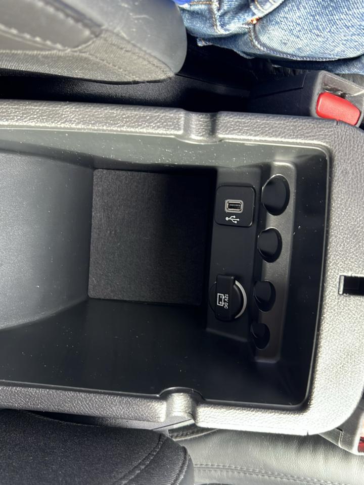Jeep Cherokee 4WD 4dr Overland 2016