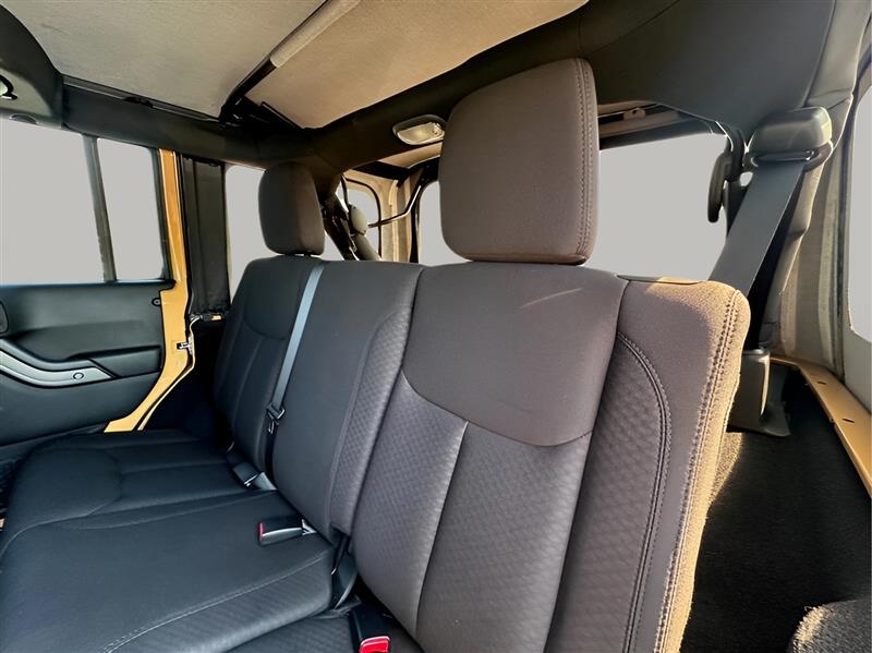 Jeep Wrangler Unlimited Sport 4WD 2014 Jeep Wrangler Unlimited Sport 4WD 2014