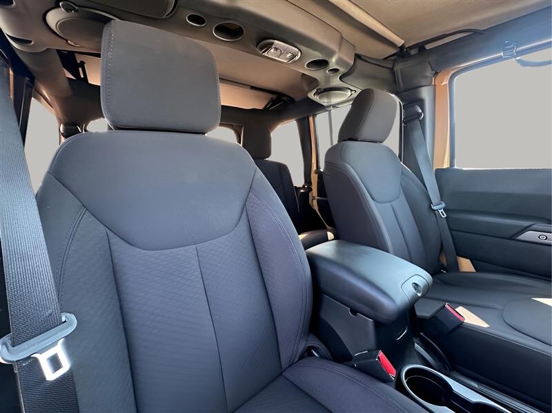 Jeep Wrangler Unlimited Sport 4WD 2014 Jeep Wrangler Unlimited Sport 4WD 2014