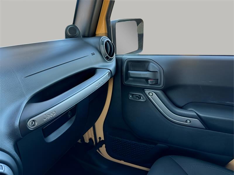 Jeep Wrangler Unlimited Sport 4WD 2014 Jeep Wrangler Unlimited Sport 4WD 2014