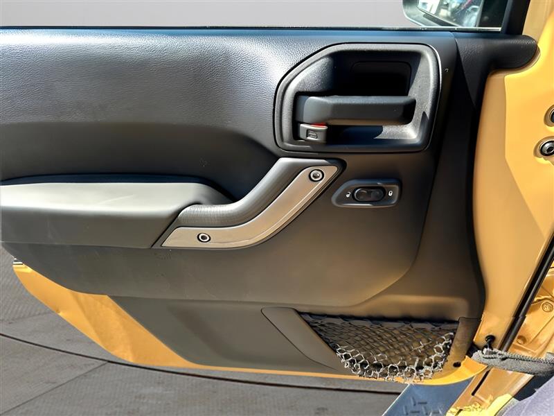 Jeep Wrangler Unlimited Sport 4WD 2014 Jeep Wrangler Unlimited Sport 4WD 2014