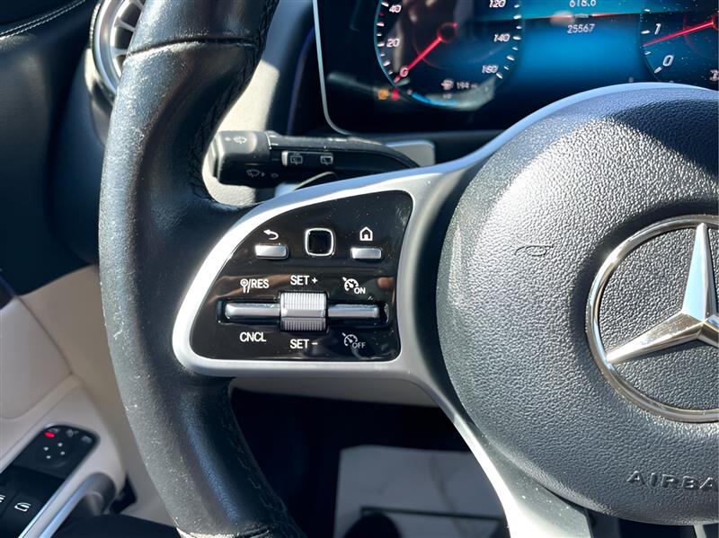 Mercedes-Benz GLB-Class GLB 250 2021 Mercedes-Benz GLB-Class GLB 250 2021