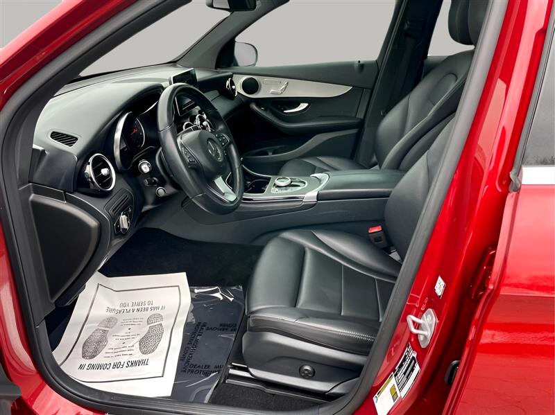 Mercedes-Benz GLC-Class GLC300 2019 Mercedes-Benz GLC-Class GLC300 2019