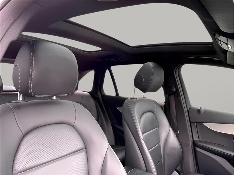 Mercedes-Benz GLC-Class GLC300 2019 Mercedes-Benz GLC-Class GLC300 2019