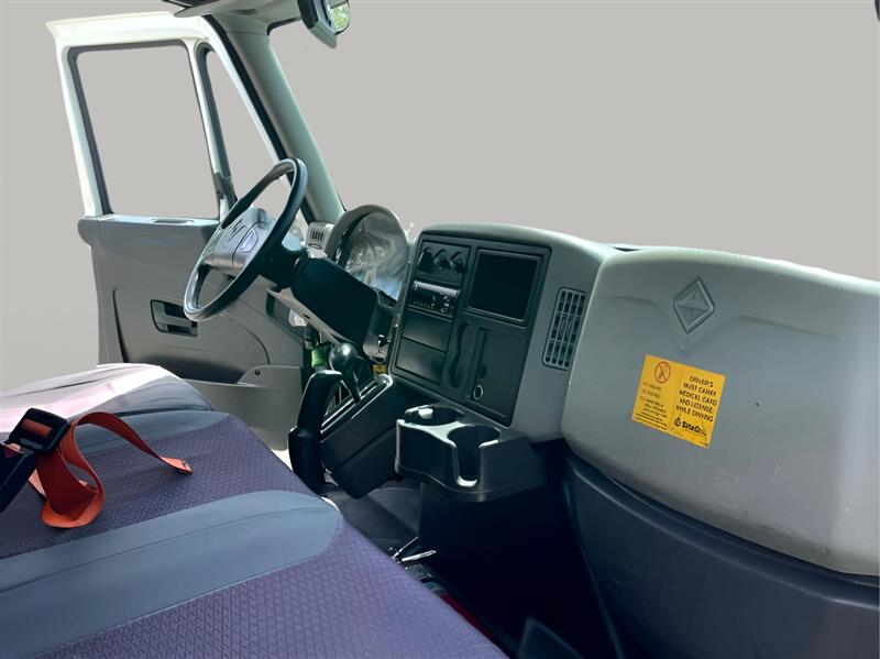 International DuraStar 4300  2016 International DuraStar 4300  2016