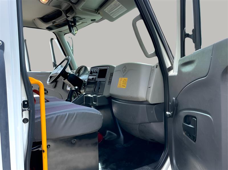 International DuraStar 4300  2016