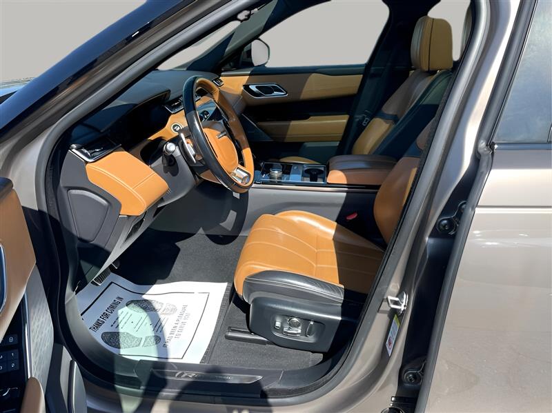 Land Rover Range Rover Velar R-Dynamic SE 2019 Land Rover Range Rover Velar R-Dynamic SE 2019