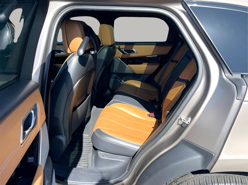 Land Rover Range Rover Velar R-Dynamic SE 2019 Land Rover Range Rover Velar R-Dynamic SE 2019