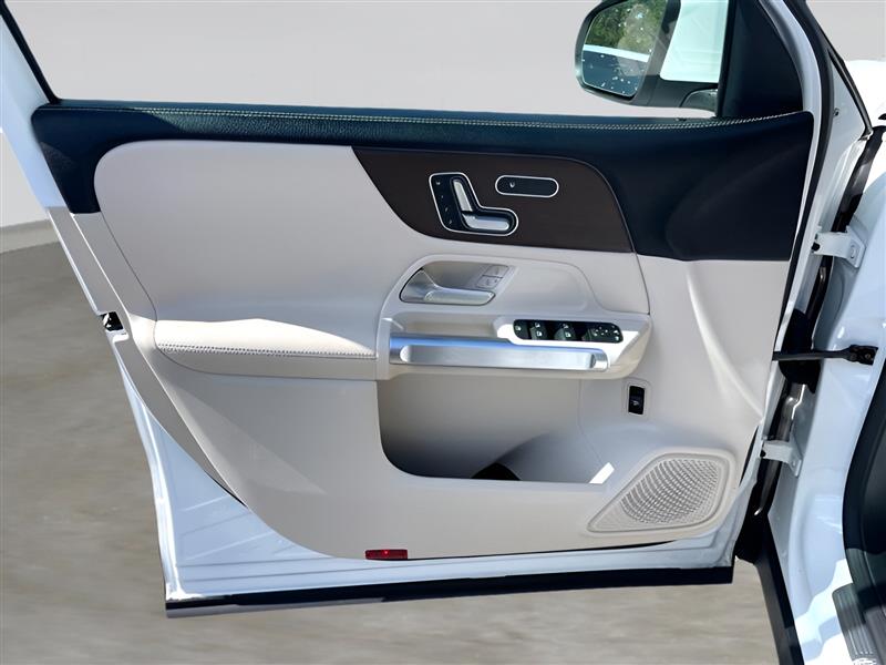 Mercedes-Benz GLB-Class GLB 250 4MATIC 2021 Mercedes-Benz GLB-Class GLB 250 4MATIC 2021