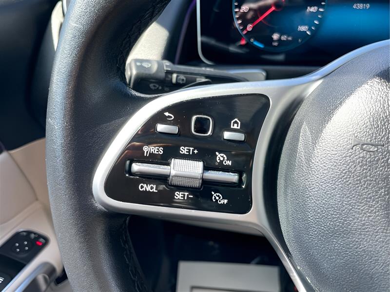 Mercedes-Benz GLB-Class GLB 250 4MATIC 2021 Mercedes-Benz GLB-Class GLB 250 4MATIC 2021