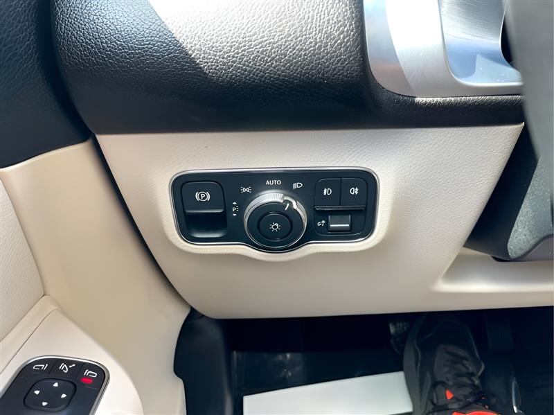 Mercedes-Benz GLB-Class GLB 250 4MATIC 2021 Mercedes-Benz GLB-Class GLB 250 4MATIC 2021