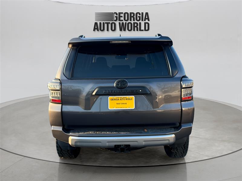 Toyota 4Runner TRD Off-road 4WD 2021