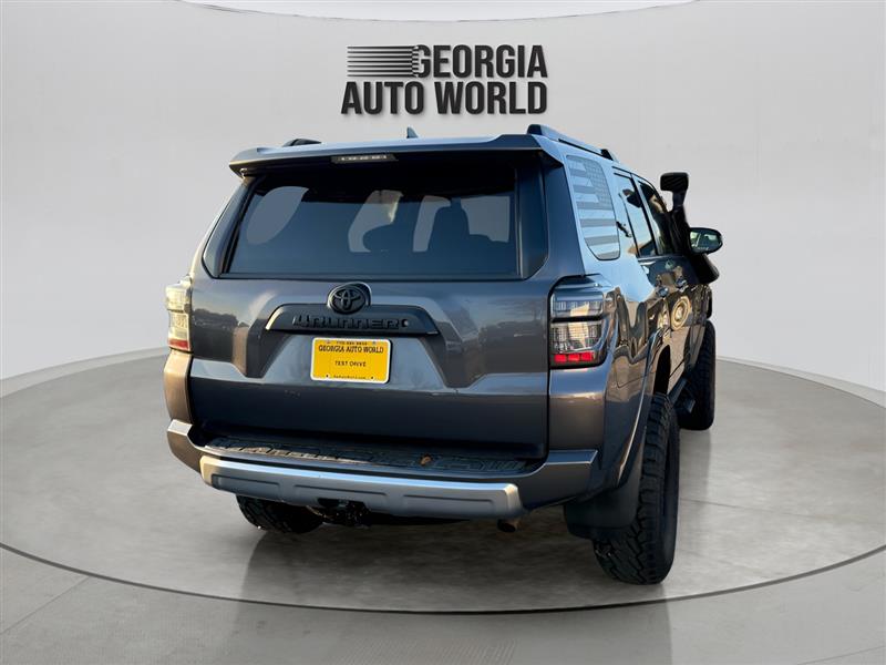 Toyota 4Runner TRD Off-road 4WD 2021