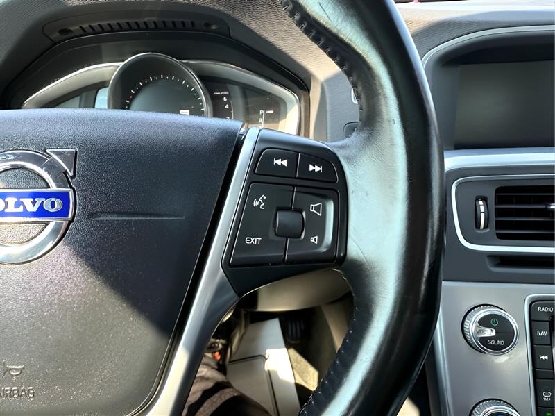 Volvo S60 T5 Inscription Platinum 2018 Volvo S60 T5 Inscription Platinum 2018