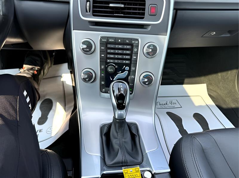 Volvo S60 T5 Inscription Platinum 2018 Volvo S60 T5 Inscription Platinum 2018