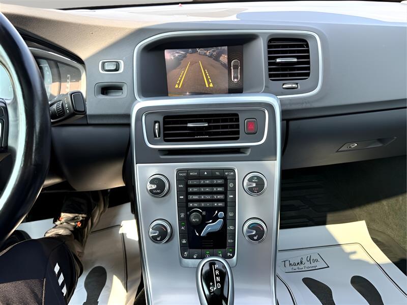 Volvo S60 T5 Inscription Platinum 2018 Volvo S60 T5 Inscription Platinum 2018