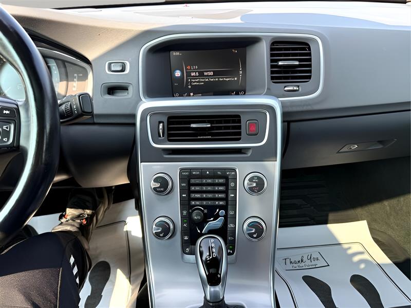 Volvo S60 T5 Inscription Platinum 2018 Volvo S60 T5 Inscription Platinum 2018