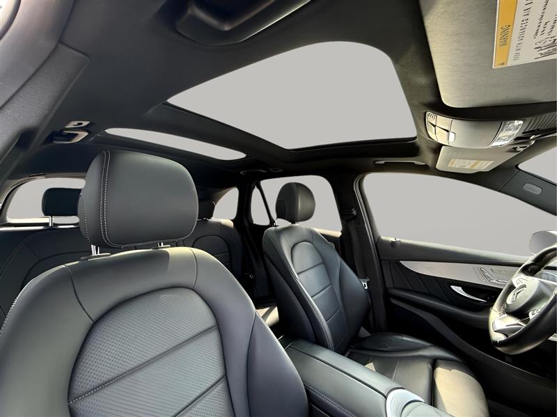 Mercedes-Benz GLC-Class GLC300 2019 Mercedes-Benz GLC-Class GLC300 2019