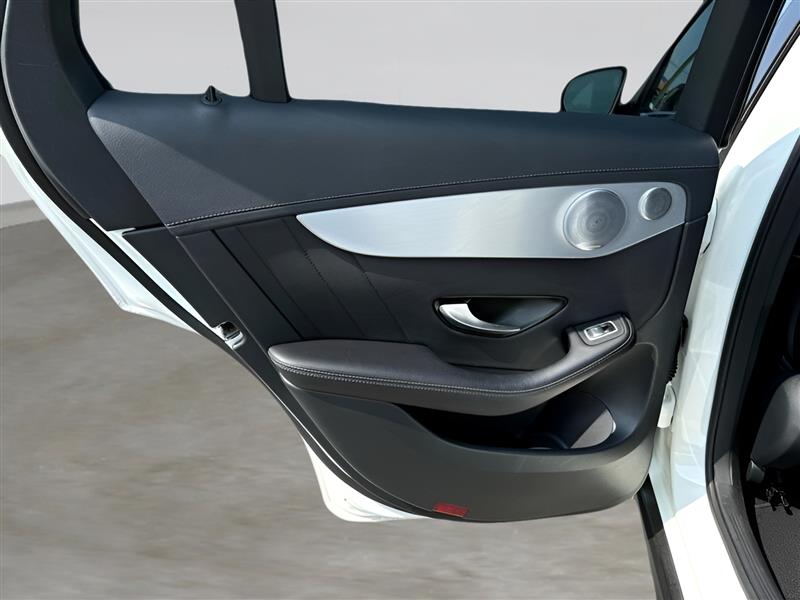 Mercedes-Benz GLC-Class GLC300 2019 Mercedes-Benz GLC-Class GLC300 2019