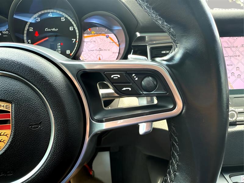 Porsche Macan Turbo 2017 Porsche Macan Turbo 2017