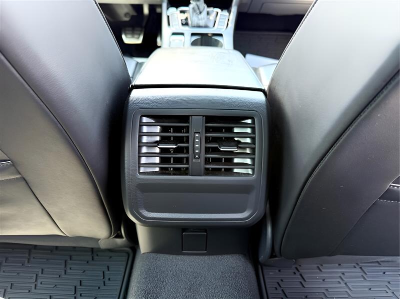 Volkswagen Arteon SEL R-Line 4MOTION 2020 Volkswagen Arteon SEL R-Line 4MOTION 2020