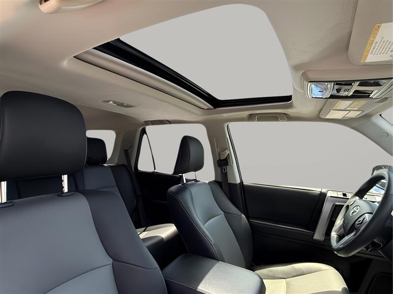 Toyota 4Runner SR5 Premium 4WD 2021 Toyota 4Runner SR5 Premium 4WD 2021