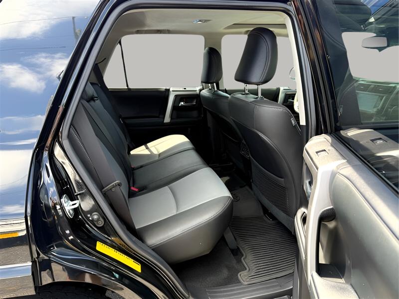 Toyota 4Runner SR5 Premium 4WD 2021 Toyota 4Runner SR5 Premium 4WD 2021