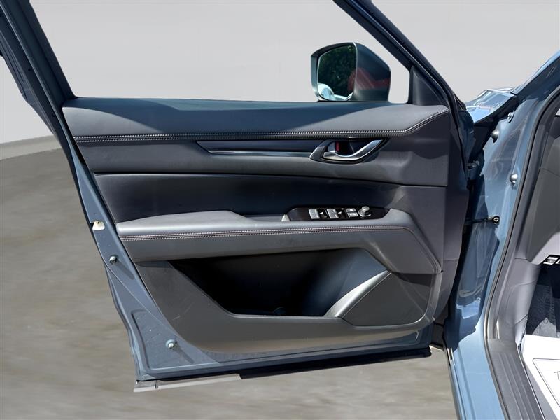 Mazda CX-5 2.5 S Carbon Edition AWD 2023 Mazda CX-5 2.5 S Carbon Edition AWD 2023