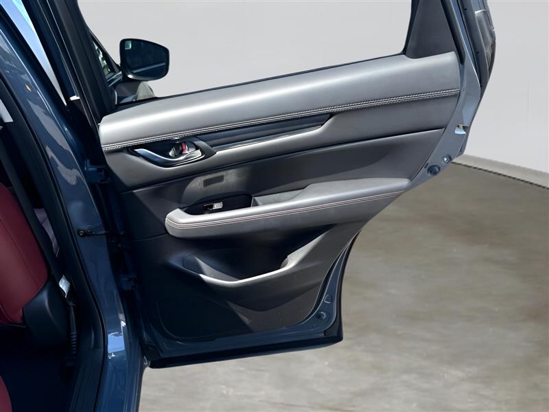 Mazda CX-5 2.5 S Carbon Edition AWD 2023 Mazda CX-5 2.5 S Carbon Edition AWD 2023