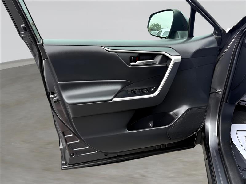 Toyota RAV4 XLE 2019 Toyota RAV4 XLE 2019