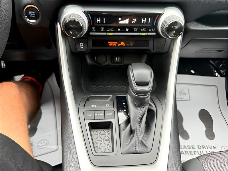 Toyota RAV4 XLE 2019 Toyota RAV4 XLE 2019