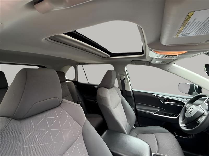 Toyota RAV4 XLE 2019 Toyota RAV4 XLE 2019