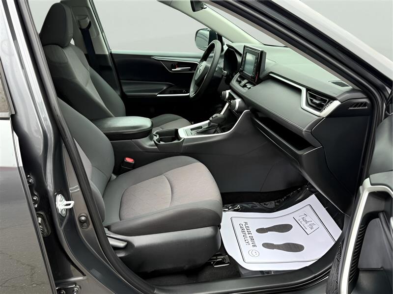 Toyota RAV4 XLE 2019 Toyota RAV4 XLE 2019