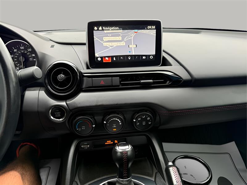 Mazda MX-5 Miata RF  2017 Mazda MX-5 Miata RF  2017